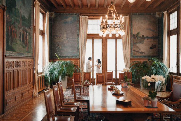 Mariage civil de Ileana et Luis à la Mairie des Eaux-Vives